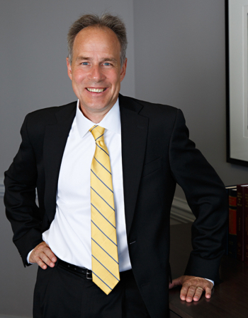 Mark Schweitzer title insurance defense, real estate, business litigation and commercial real estate transactions lawyer